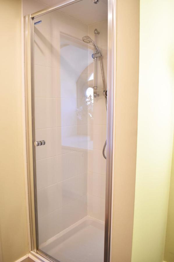 The Ross 2 Bedroom Apartment In Historic Abbey Fort Augustus Eksteriør bilde